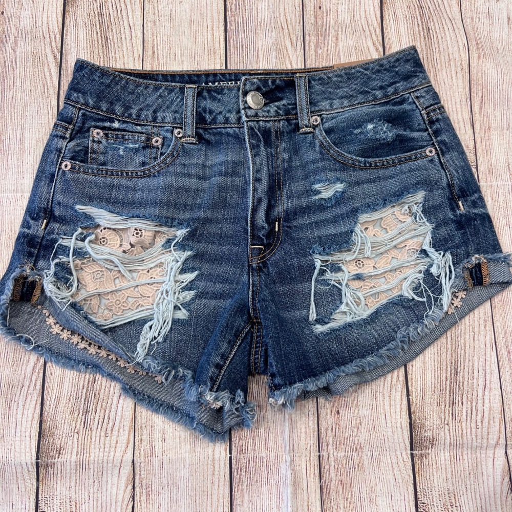 American Eagle NWTDistressed Lace Backed Denim Shorts Women 4 Dark Wash Cutoffs